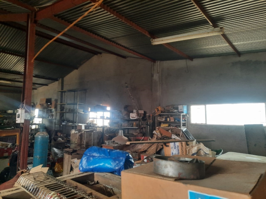 6 Bedroom Property for Sale in Odendaalsrus Free State